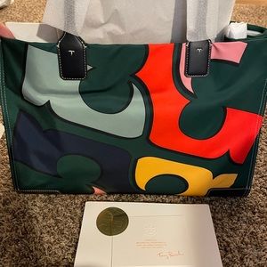 NWT TORY BURCH LIMITED EDITION TOTE